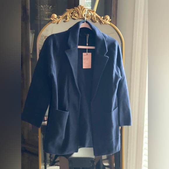 NWT Quince 100% Organic Cotton Women’s Knit Blazer in Navy - Picture 3 of 9